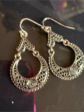Filigree Teardrop Dangle Earrings in Silver